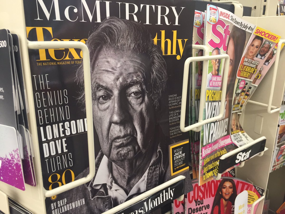 MannyD33's tweet photo. Doesn't look like @dctf magazine. #FNFfornow, #waitcontinues https://t.co/3PSTglSwEI