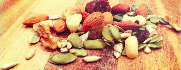 WeGeoBoston's tweet photo. Ditch the bars and snack natural w/ The best food for a backpack, hands down. https://t.co/RiadWUWGZl #snacks https://t.co/vTeIbSW3Av