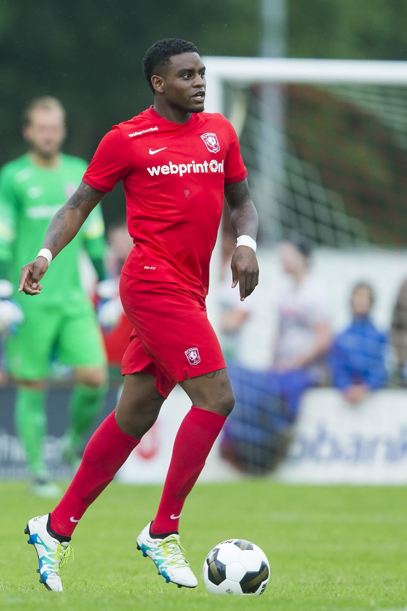 kyleebecilio's tweet photo. #FCTwente https://t.co/RhjAKRhuoy