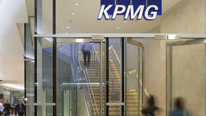 turnttrx's tweet photo. Hospitals need to spend big on #analytics, #telemedicine, #KPMG says https://t.co/FivDnQvqOV #healthcare #it #tech https://t.co/IaBG9YHR6Y