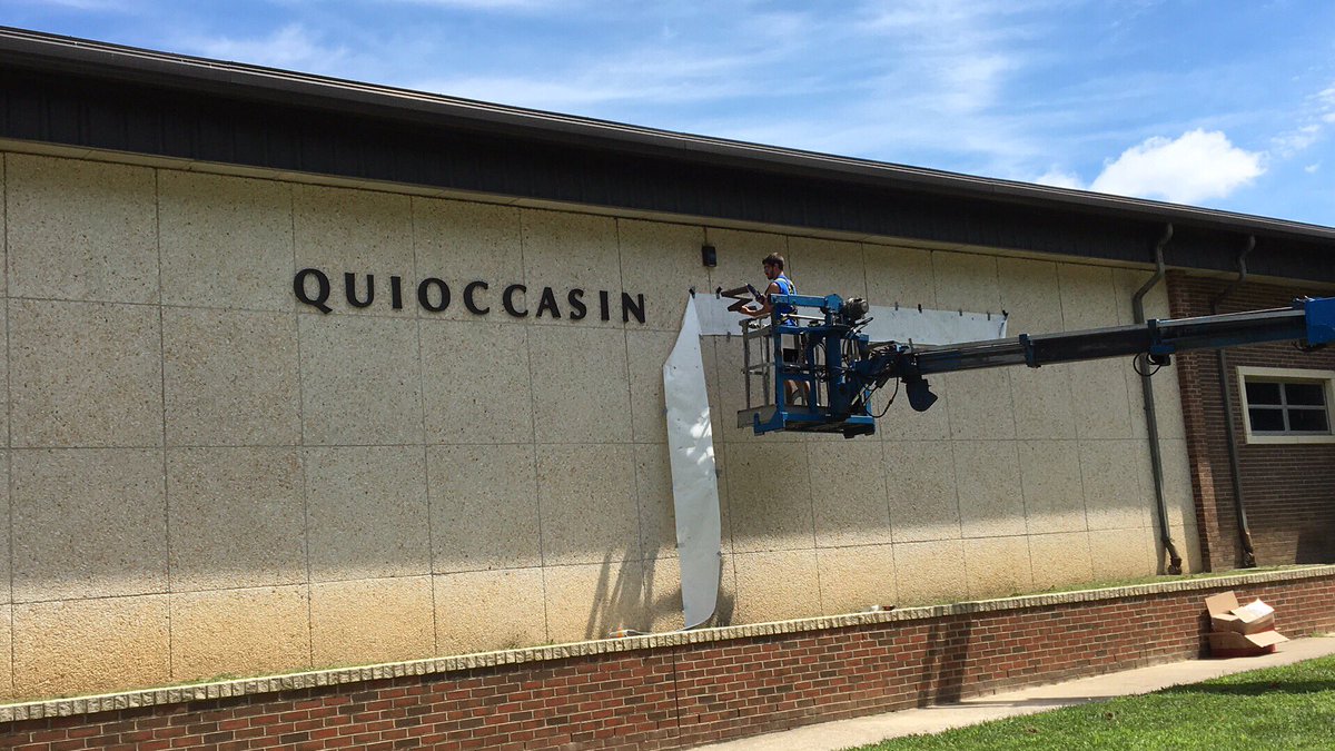 RenameByrd's tweet photo. History has been made! Quioccasin Middle School is here! #RenameByrdMiddleSchool @HenricoSchools https://t.co/lXuh9Ws7XN