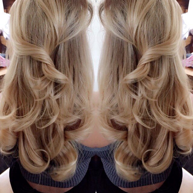 styledbychantel's tweet photo. ✨beautiful client Lana✨#colourchange #essex #blonde #potd #curlyblo #blowdry #longhairdontcare #hairdresser #london https://t.co/tFqkLfQb5x