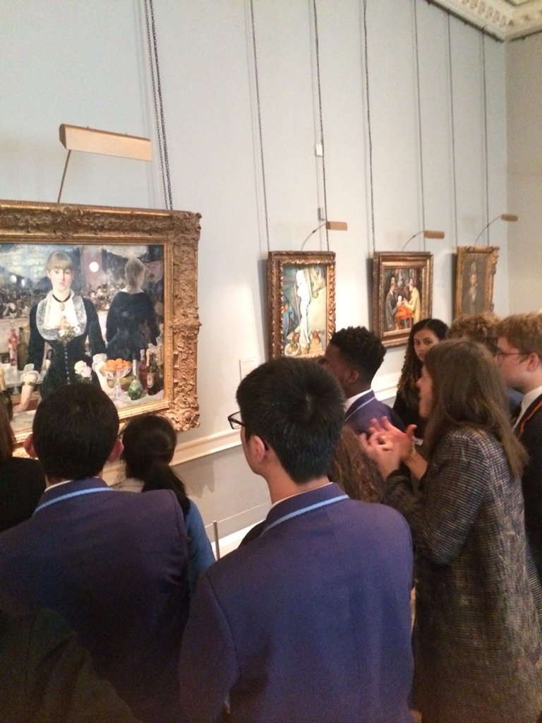 HFexperience's tweet photo. Now our Y10s are exploring #art &amp; #aesthetics as #scientists, #historians &amp; #mathematicians with @cthebigpicture https://t.co/iNjlGWSjJU