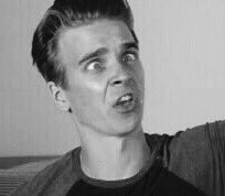 DaddySugg's tweet image. Not weird at all 🤔