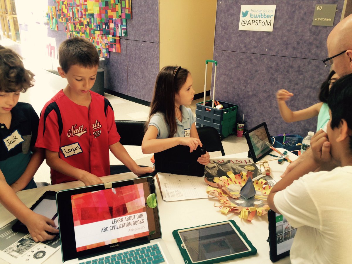 Innovate_K12's tweet photo. So proud of these @AbingdonGIFT Ss. Presenting at #APSFoM #studentcentric https://t.co/DCcl40ZfHV