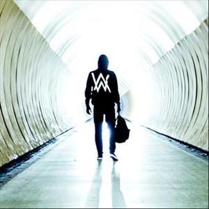 Saya sedang mendengarkan "Faded-Alan Walker;Iselin Solheim". Nikmati musik di JOOX! joox.com/playsong.html?…)