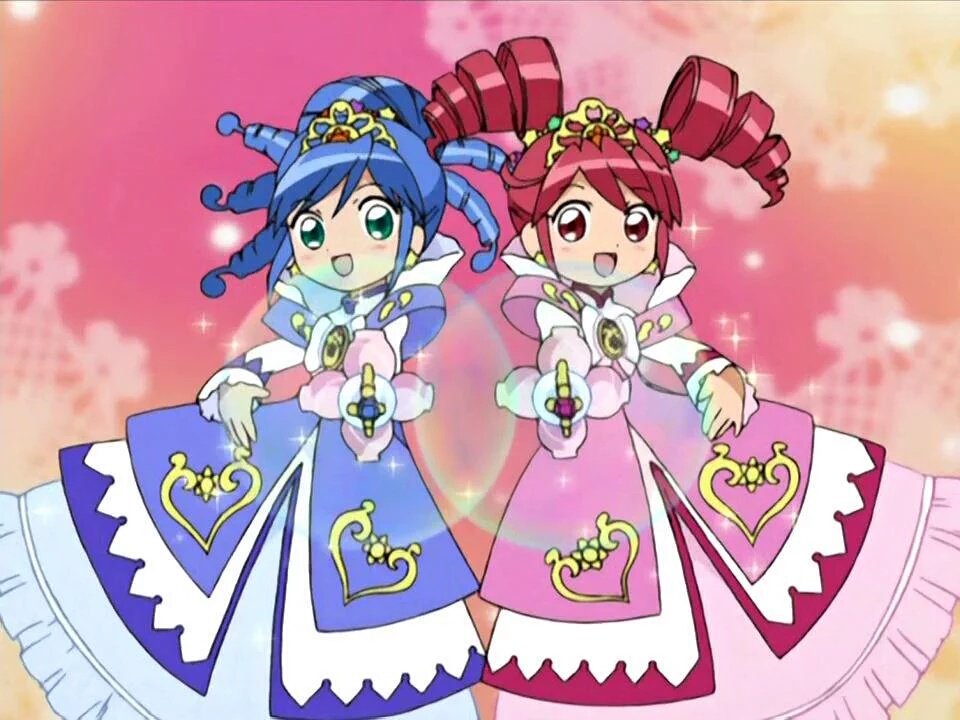 5. 신비한 별의 쌍둥이 공주. 개인적으로 마법 애니 중에서 의상이 젤 예쁘다고 생각한다. 평상복도 내 취향이고 변신옷도 진짜 넘 예쁨 ㅠㅠㅠㅠㅠ...