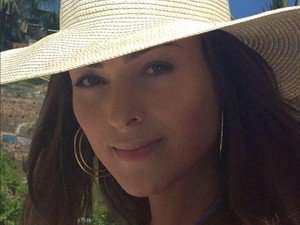 g1's tweet photo. Miss Brasil 2004 relatou a amigos que pretendia se matar, diz delegado https://t.co/ieAyddSSFZ #G1 https://t.co/mSCAZhioJg