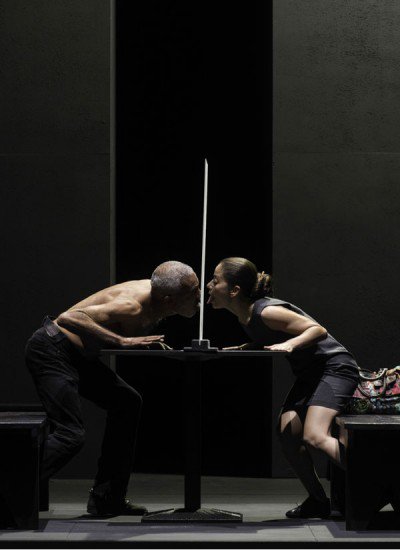 Carthage_Fest's tweet photo. Le 6 août, venez découvrir la pièce de théâtre "Violence" de Jalila Baccar et Fadhel Jaibi ! #CarthageFestival https://t.co/GwFzd7Kw8e