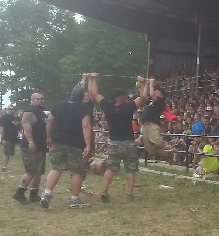 Stand_Strength's tweet image. More Pics from Big Ticket!