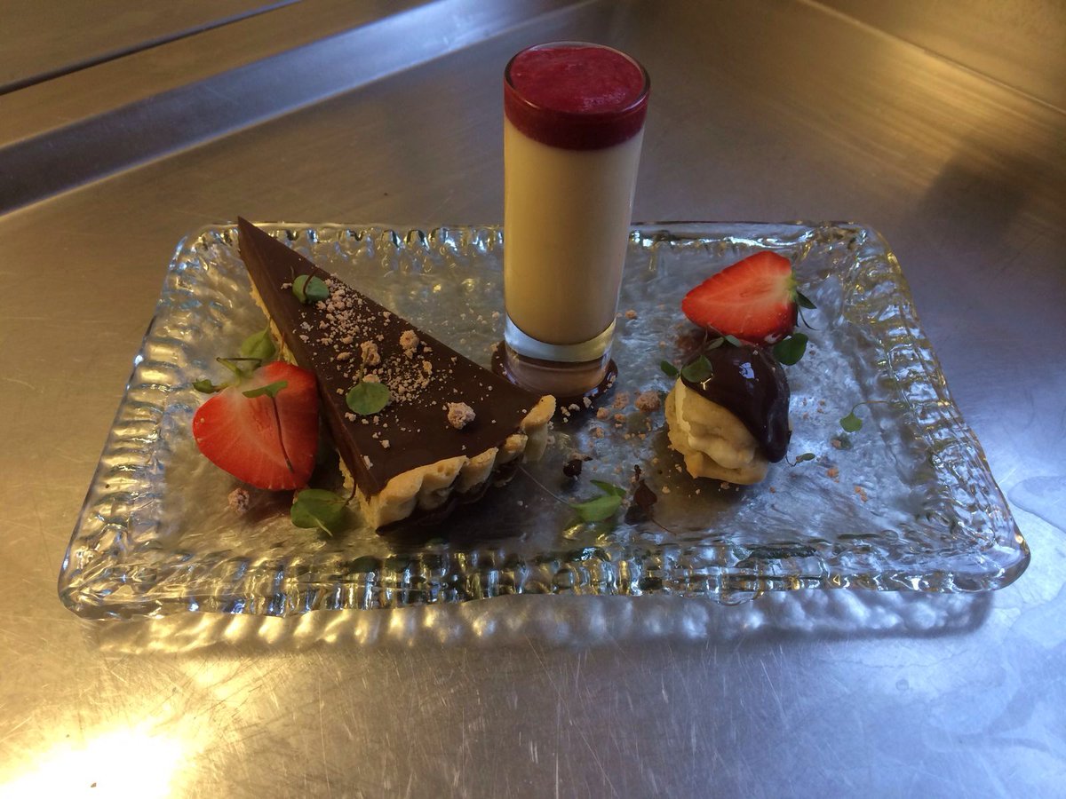 BoscundleManor's tweet photo. Something from our #restaurant White #chocolate mousse strawberry foam, chocolate tart, profiterole &amp; #strawberries https://t.co/xdoWhs2lYX