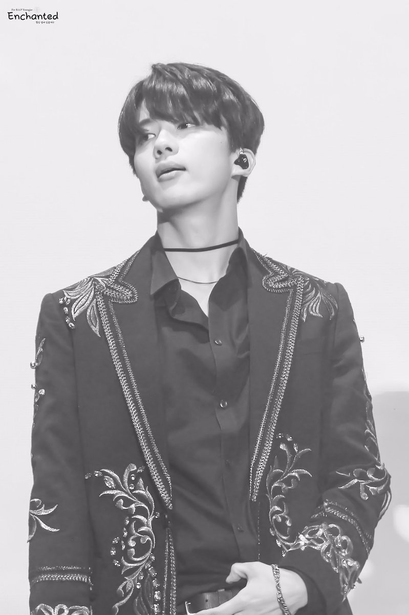 enchantedyjay's tweet photo. [HQ] 160625 태국 LOE Awake #BAP #비에이피 #YOUNGJAE #영재 @BAP_Youngjae https://t.co/mzWMIw5pbW 왜 저렇게 잘 생겼다니!☺️ https://t.co/X60WpljIe8