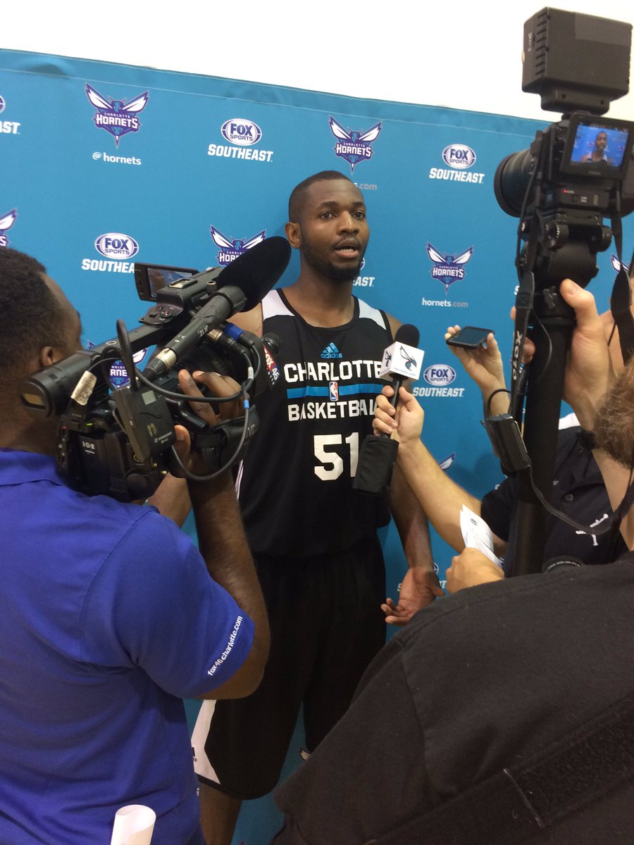 AndyGustafson_'s tweet photo. Big Joe trading in the Charlotte green and gold for the Hornets teal and purple https://t.co/A4eJMUcpLE