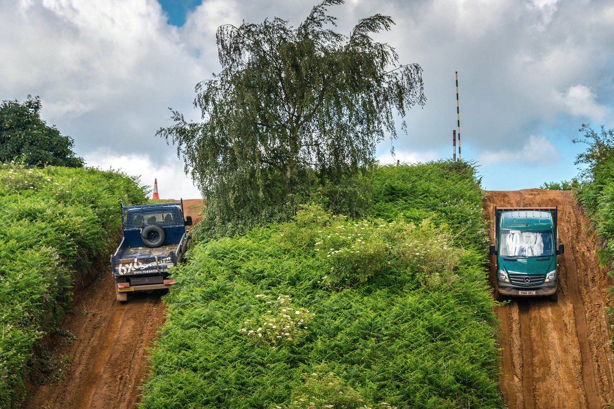 MBVansUK's tweet photo. The off-road course highlights the capabilities of the 4x4 and 6x6 Sprinters #VEL2016 https://t.co/4Gkh5x7W1M