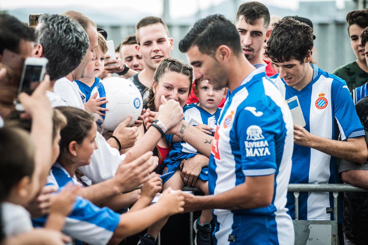 RCDEspanyol's tweet photo. .@JoseReyes_19: "Per ser grans hem de ser un equip" #RCDE https://t.co/dDRC0t6uGs https://t.co/kOtjc1cNUO