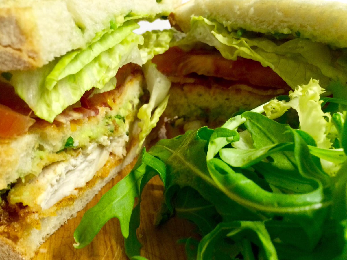 stage3hackney's tweet photo. The Ultimate #ClubSandwich - Buttermilk Fried Chicken!, Bacon!, Flavour! - on the menu #UntoldSoul @HackneyEmpire https://t.co/1xdwJDSmbG
