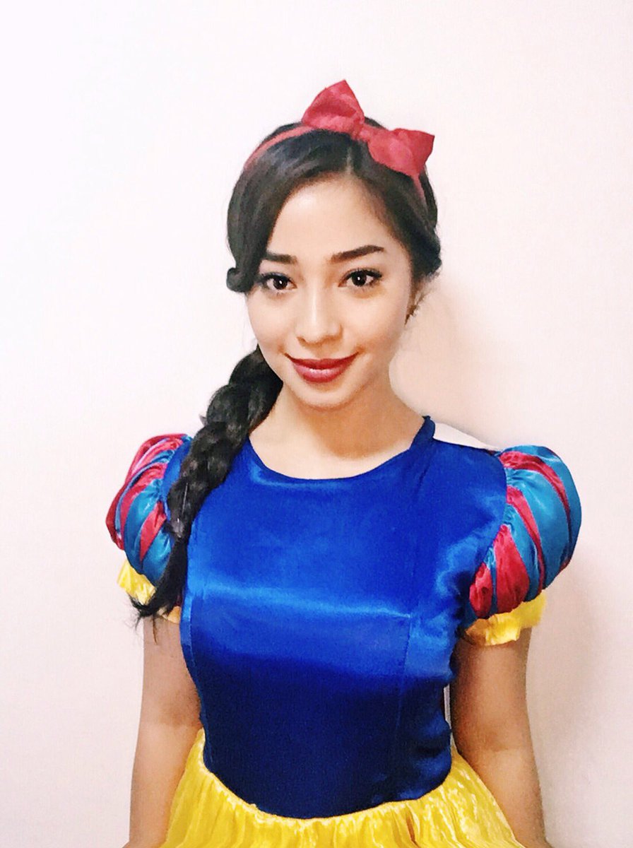 NL_Indonesia's tweet photo. Yuk nonton trans 7 sekarang, @nikitawilly_24 nemenin kamu lagi di @OVJ_sahurlagi https://t.co/k4QvjcLL4s