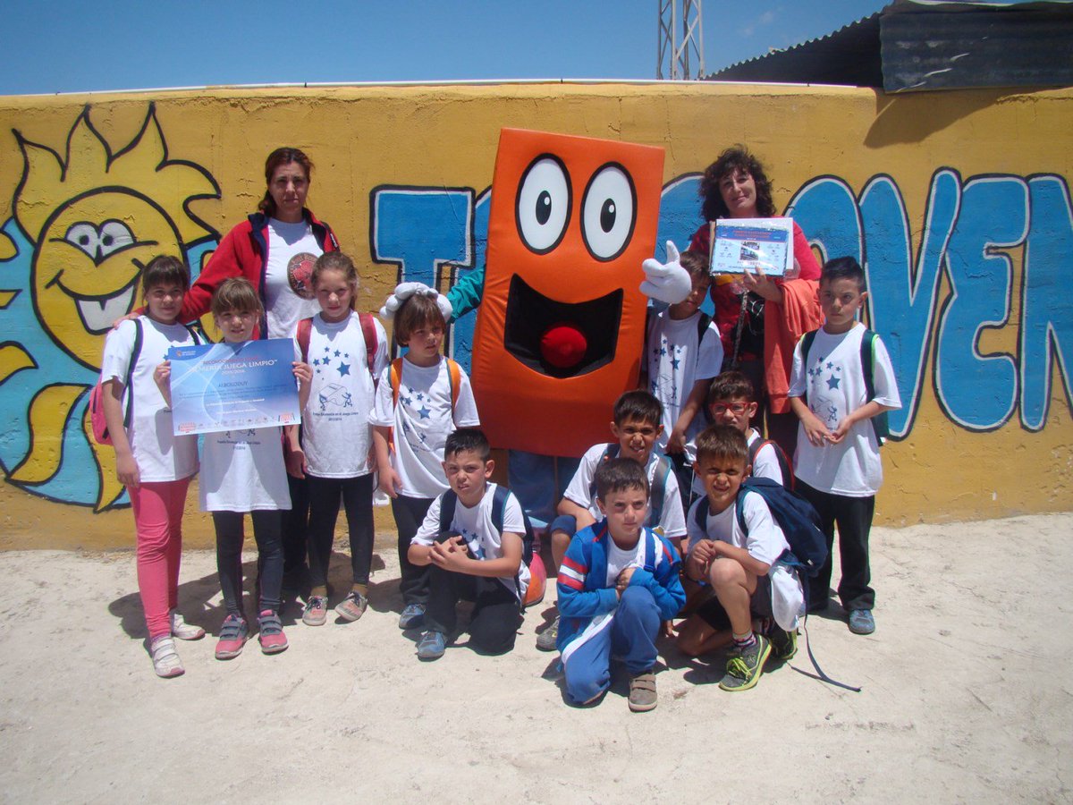 Ahora que ha terminado el curso, queremos felicitar a todos los jóvenes que han participado en las Ligas Educativas