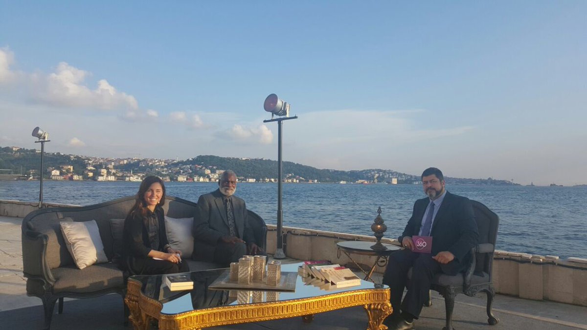 iftarhuzuru's tweet photo. Muhyittin Şekur ile #iftarhuzuru programımız başlıyor @tv360comtr @mfatihcitlak https://t.co/rrIm6ckmPs