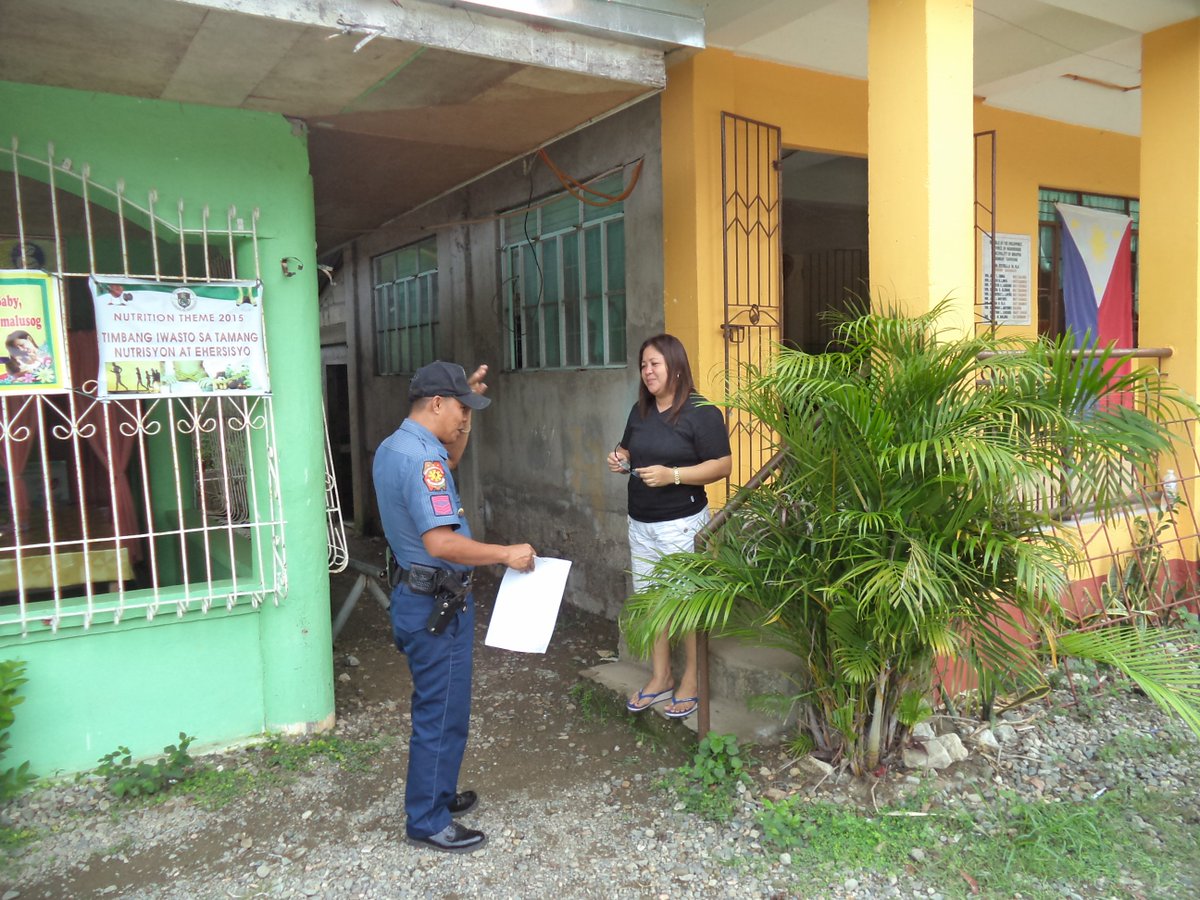 mogpog1's tweet photo. Brgy. Visitation #BrgyCapayang @MarinduquePCR @PRO4B_MIMAROPA @pnpdpcr https://t.co/lAmUygbEmo