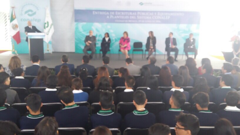 rtuiran's tweet photo. Hoy participé en la entrega de escrituras públicas y de equipamiento a planteles de todo el país del sistema CONALEP https://t.co/kDv8SZR4Cf