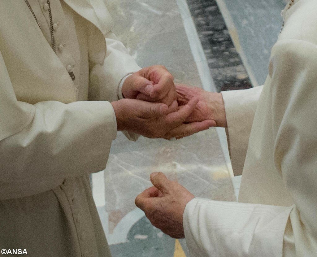 Pierre... (successeur de)
Papier !
Rrrrrro, tu as encore gagné Benoît !