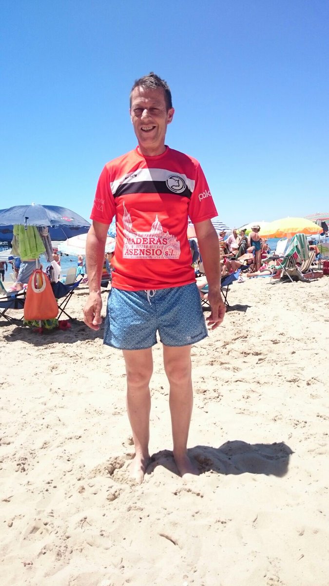 mariaarnes's tweet photo. Disfrutanto de Benidorm. #VacacionesUnionistas @UnionistasCF https://t.co/Q8ensa06s5