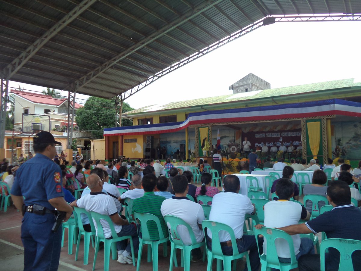 mogpog1's tweet photo. Oath Taking 2016 @MarinduquePCR @PRO4B_MIMAROPA @pnpdpcr https://t.co/WtUfj0MVHW