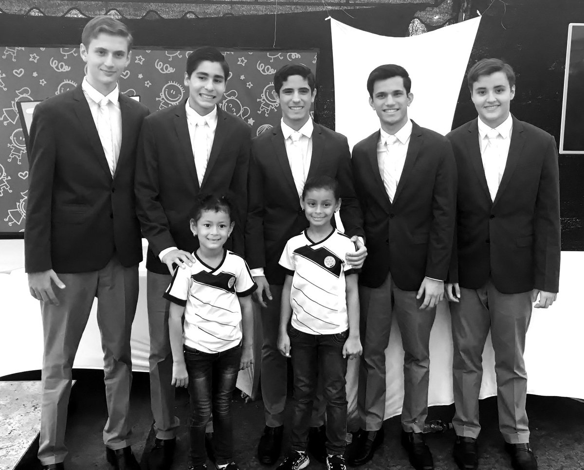 SomosRetz's tweet photo. #Retzlovers ❤️ https://t.co/EPm7L0y3ah