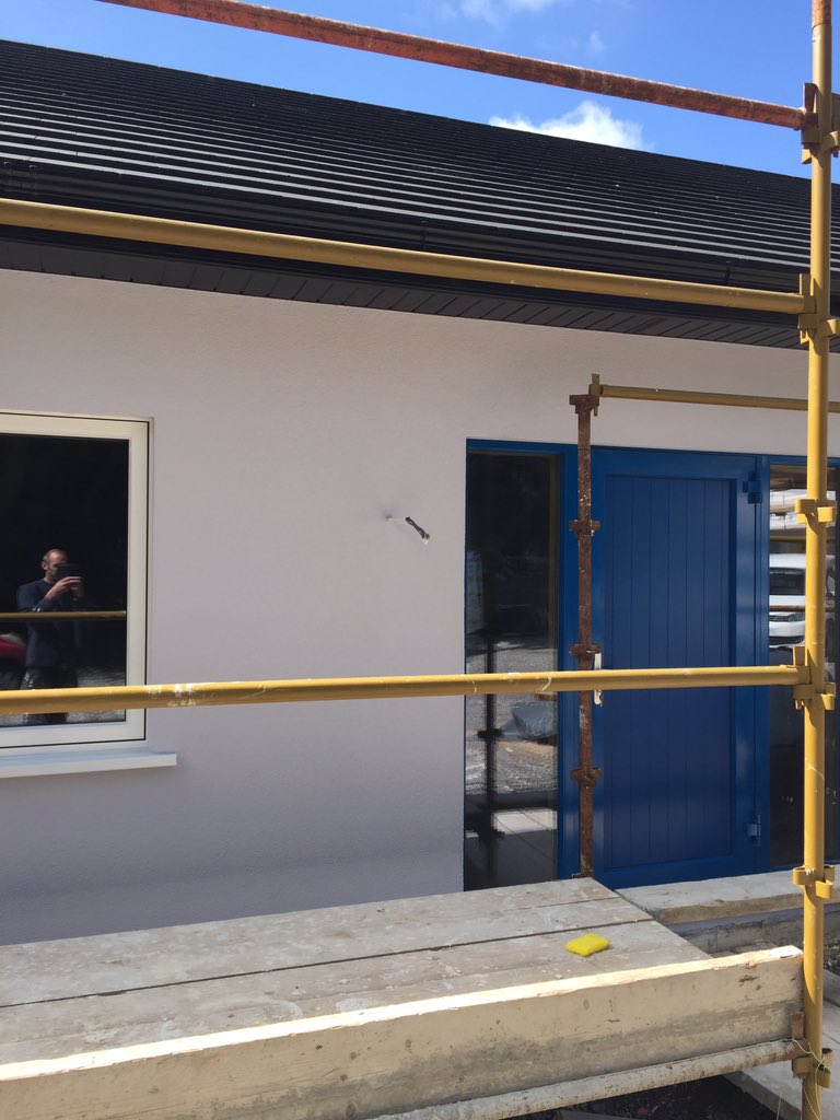 dbplaster's tweet photo. 2x Athboy passive homes Gutex  thermowall eifs &amp; anti fungal coating. No greening here. @ecologicalbuild #details https://t.co/uAi9OUQPxi