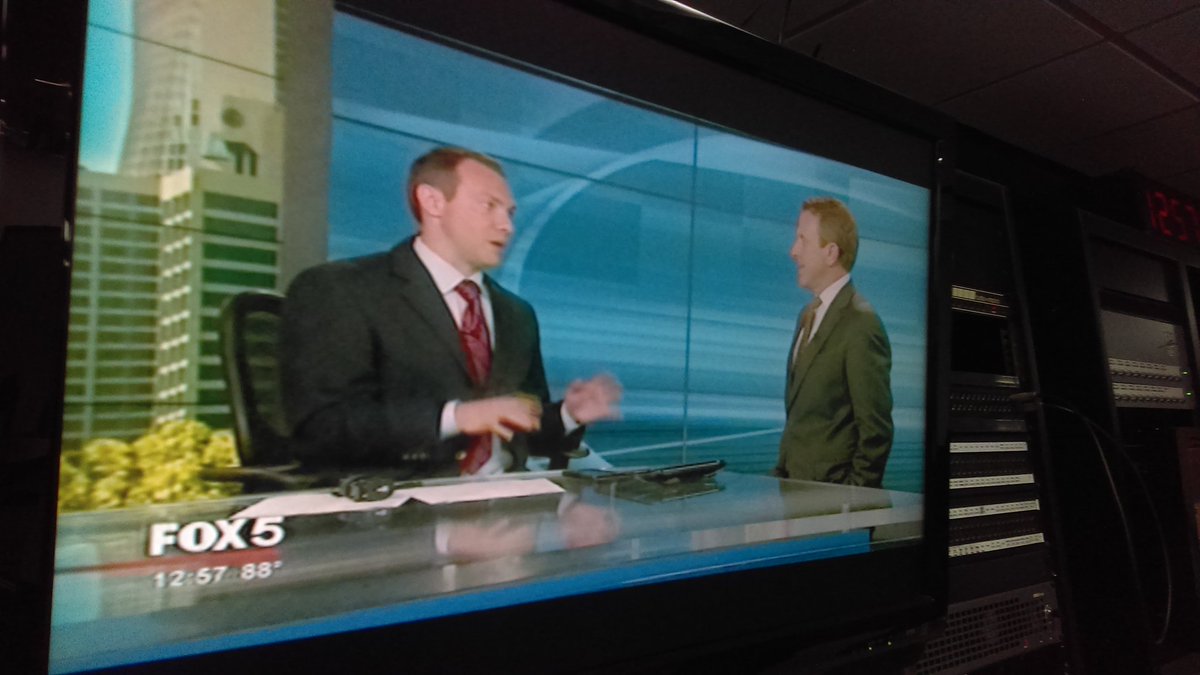 PortiaFOX5's tweet photo. BOOOOY that @PaulFromFox5 sure does polish up nicely for the @FOX5Atlanta desk. #anchorman #weatherman &
#featureman https://t.co/fBa6ZA0DbS