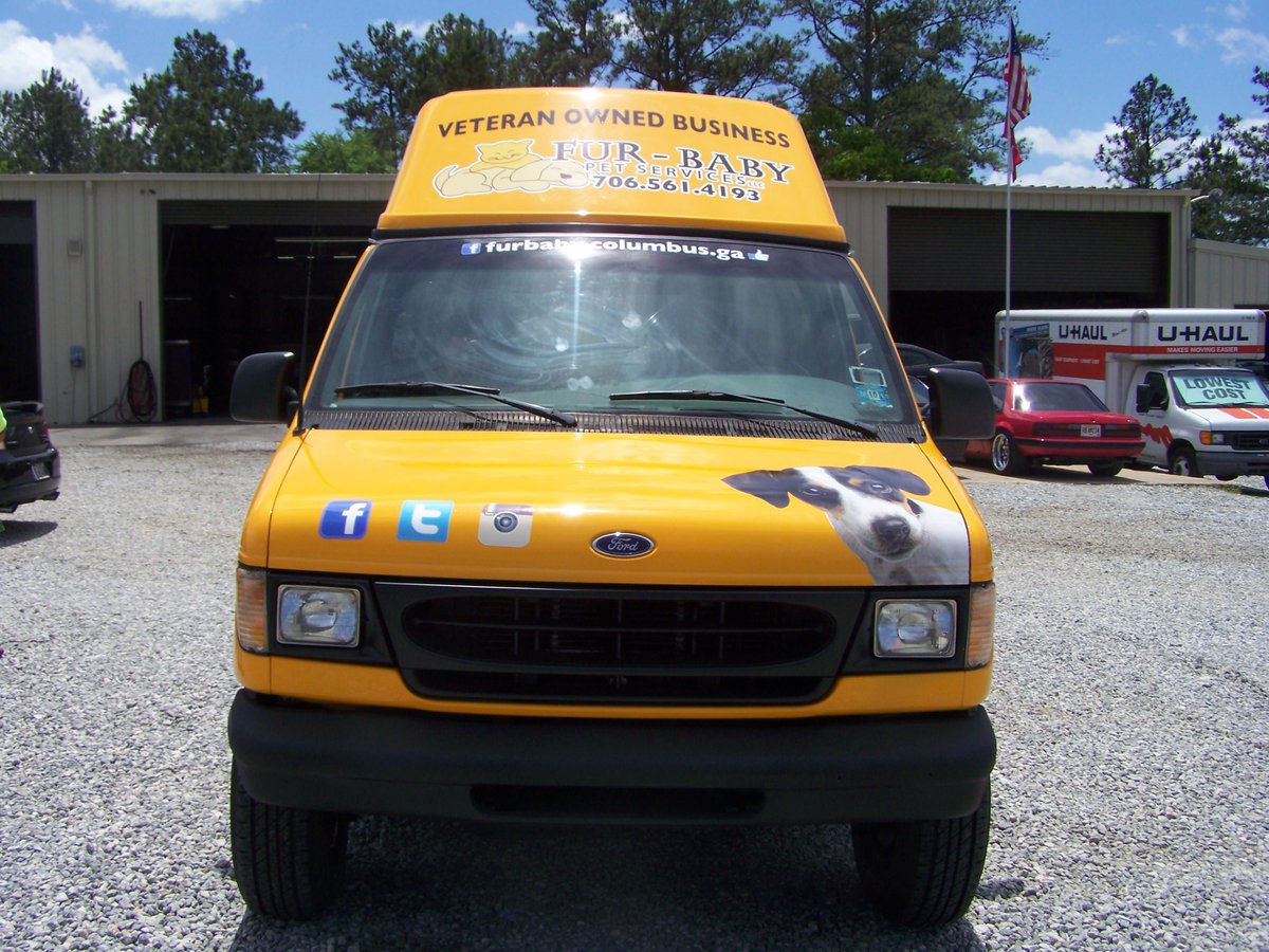 CSurgeonsofCol's tweet image. Collision Surgeons appreciates our fleet customers!  Go check out Fur-Baby&apos;s mobile spaw!