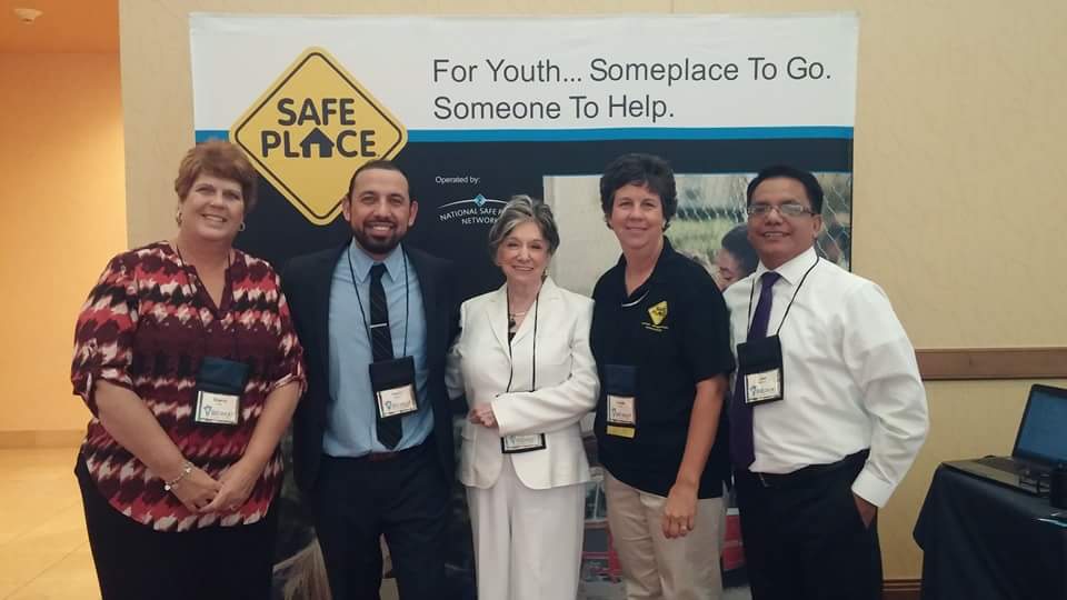 SafePlace's tweet photo. #NSPNfocus2016 is all about networking! Great catching up with our friends from @crisiscenter & @EOC_Sanctuary https://t.co/xPIGm4X25t