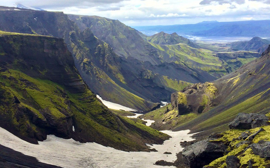 TravelLeisure's tweet photo. They're back! $99 flights from New York to Iceland with @WOW_air are on sale NOW: https://t.co/od0scYuOZt https://t.co/KYi4vdMeKN