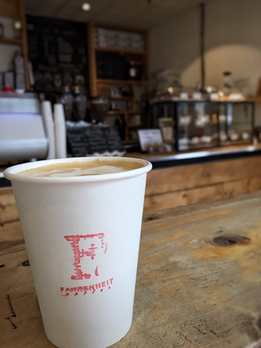 #HumpDay blues? Its always a pleasure dropping in &amp; chatting with Allen and the <a href="/FahrenheitTO/">Fahrenheit Coffee</a> family #Latte #Toronto