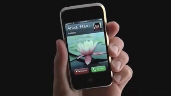 macnn's tweet image. Best of MacNN: Apple unveils &apos;revolutionary&apos; iPhone dlvr.it/Lh1hGf