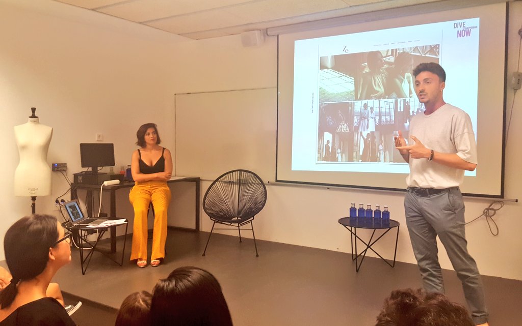 begogomezbcn's tweet photo. "Es importante la creatividad pero también la formación", zegarcia #divenow https://t.co/q4tjiIuoOg