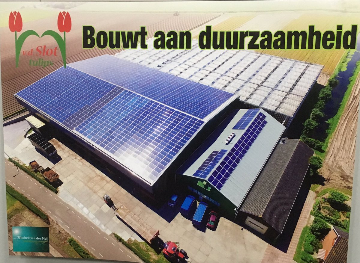 Met collega <a href="/arnovankempen/">Arno van Kempen</a> de 1400 zonnepanelen aangeschakeld van bollenbedrijf Van der Slot in #Voorhout #duurzaam