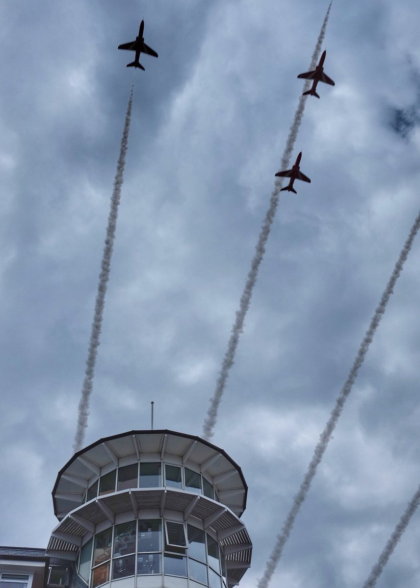 ajbarnsle's tweet photo. Great vista, great display, great day! #AFDNEL16 @RAFRed10 @ArmedForcesDay @GrimsbyTel @cleechron https://t.co/Ei2jGzicyI