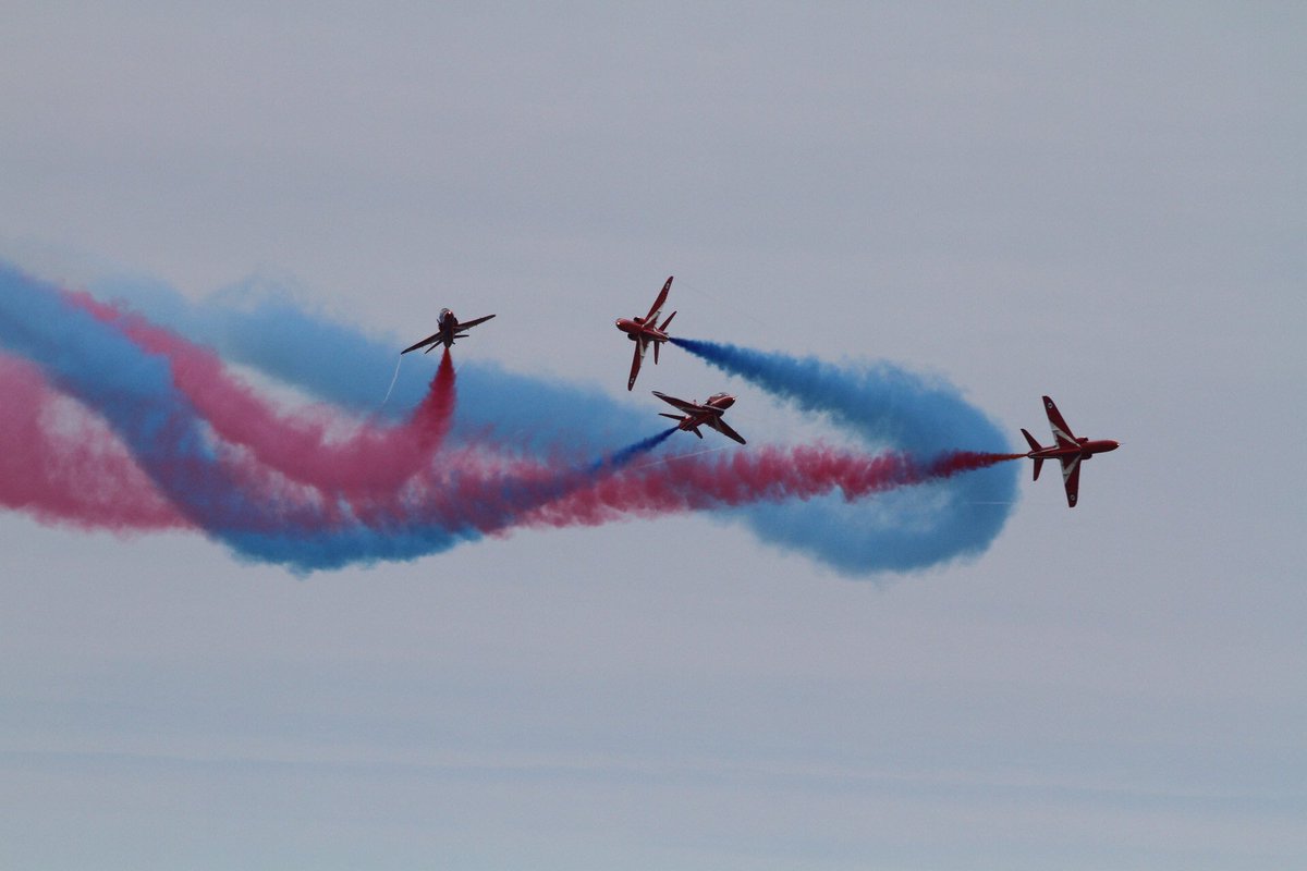 ajbarnsle's tweet photo. Great vista, great display, great day! #AFDNEL16 @RAFRed10 @ArmedForcesDay @GrimsbyTel @cleechron https://t.co/Ei2jGzicyI