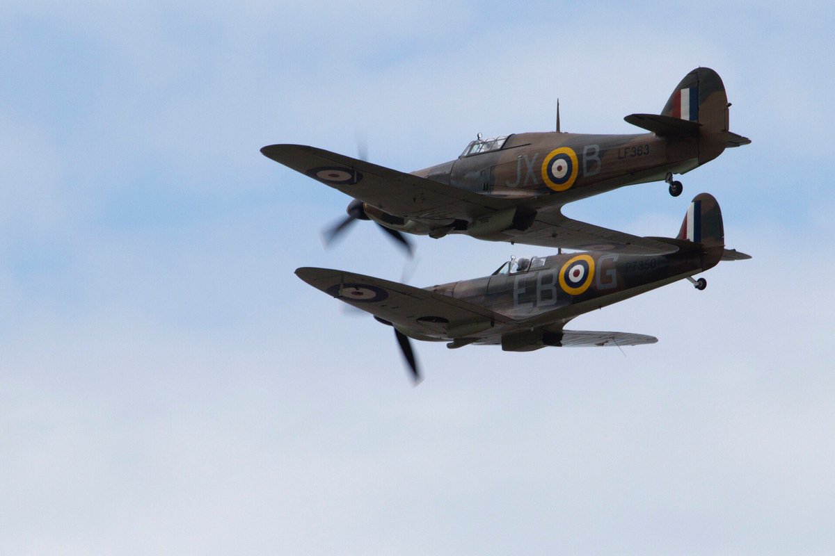 ajbarnsle's tweet photo. Cleethorpes Armed Forced Day, what more can I say. #AFDNEL16 @BBMF_Spitflyer @ArmedForcesDay @GrimsbyTel @cleechron https://t.co/r8lTAYvL8R