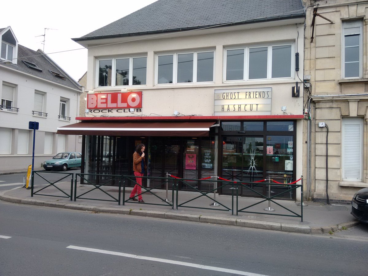 Ce soir au <a href="/PortobelloRock/">Portobello Rock Club</a> le before <a href="/laroutedurock/">La Route du Rock</a>  avec <a href="/GhostFriendsFr/">Ghost Friends</a>