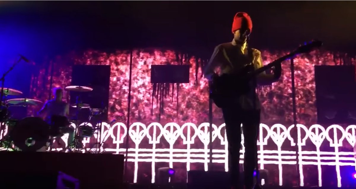 Q101Chicago's tweet photo. #NowPlaying @twentyonepilots #heathens on #TheLockout <3 @laurenoneil 
Live last night: https://t.co/DDE9ux0dlE https://t.co/yJ6oZ2Vl8f