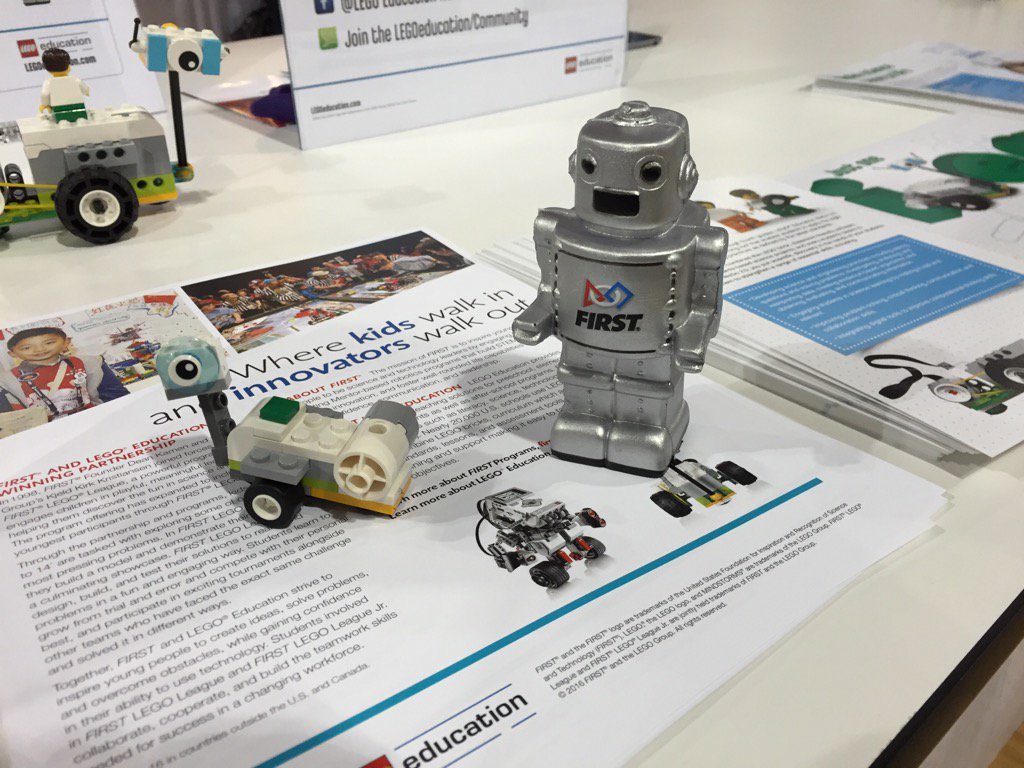 candersonfa's tweet photo. I love that students can build the robots n then make them move! @Lego_Education @FIRSTweets https://t.co/LwtqIyzIl1