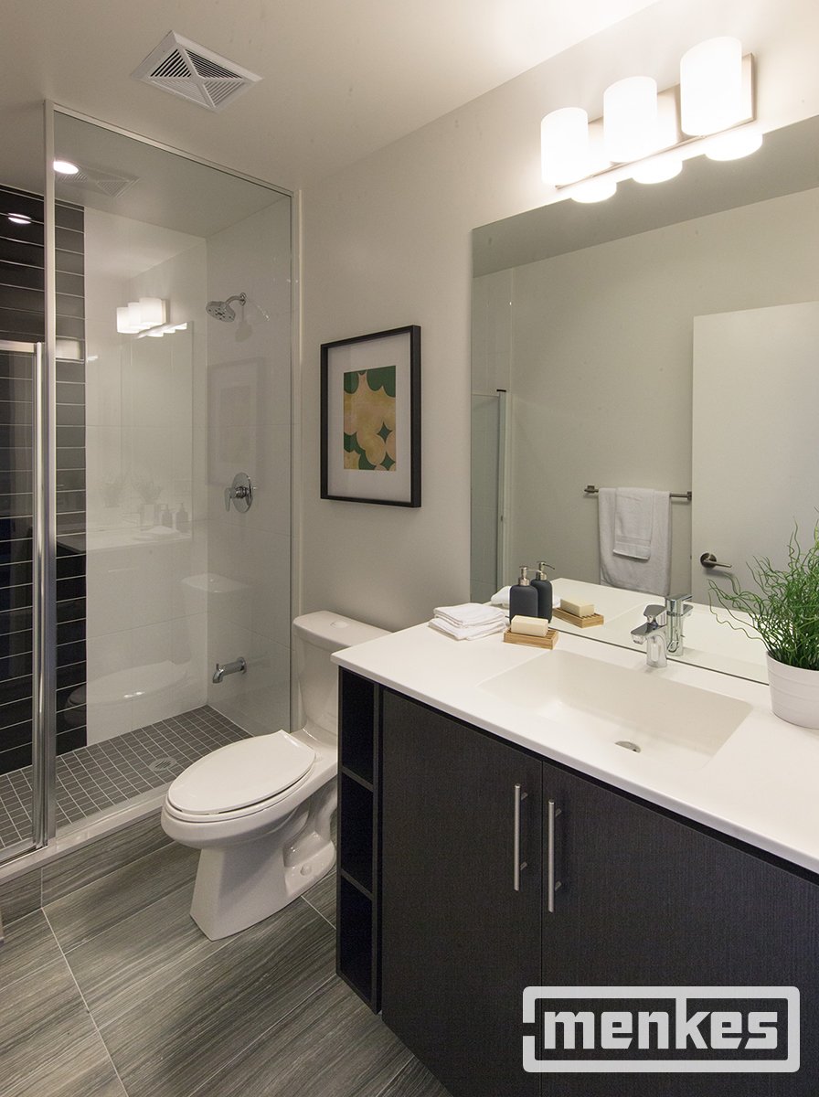 MenkesLife's tweet image. The #ModelSuite at #Fabrik has not one, but two full bathrooms including the stylish master ensuite #LifeStoreys