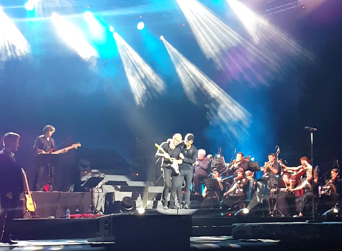 sergeeva_annet's tweet photo. #IlVolo #ilvoloeuropeantour2016 @piero_barone @ilvolo @Ilvolomundial @ILVOLOMIAMI @IlVoloMoscow https://t.co/nH3BrzSk10