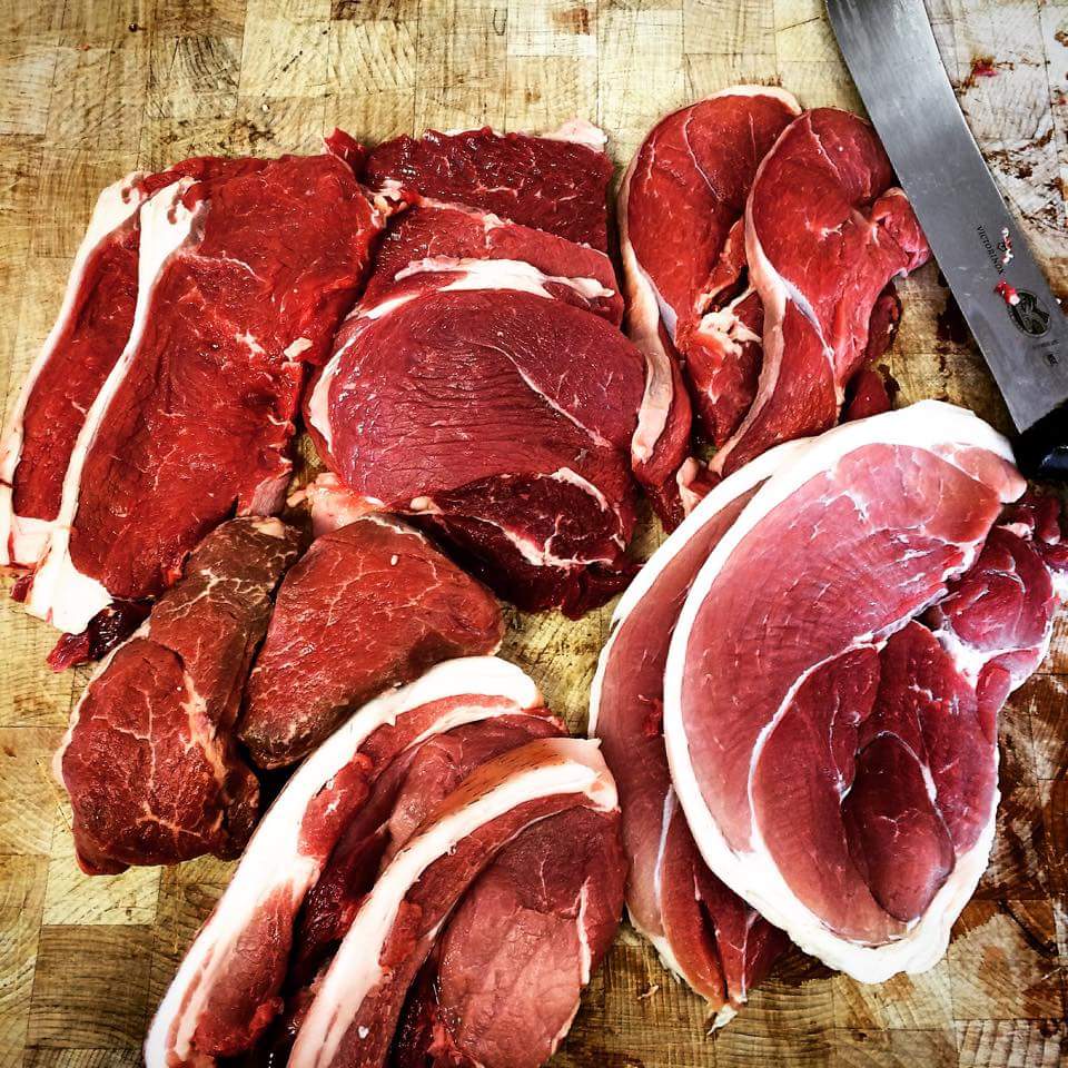 DevonMeatboxCo's tweet photo. Only the best in #locallySourced #DevonMeatBoxes
@No1_meat @CoxLaflin @chefsbutcher @nakedfarming @ExeValleyLamb https://t.co/6RIDRieJRi