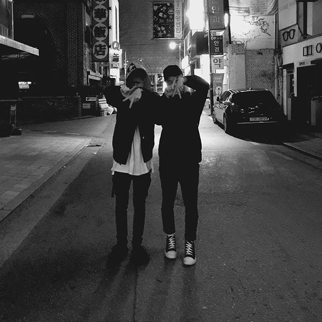 Mark_Tuan20's tweet photo. @Kim_Yugyeom19 https://t.co/gebBCahBg7
