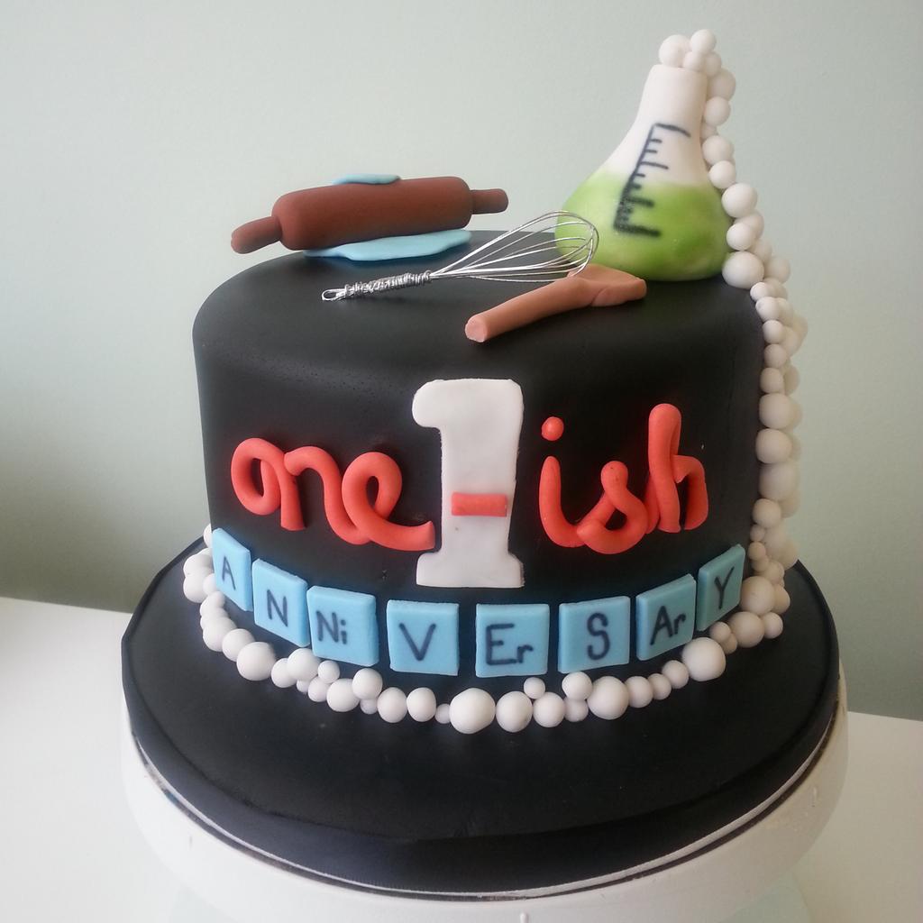 PastryChef_EG's tweet photo. I can't believe we are together for a whole year :) https://t.co/qC1zgKuhJr