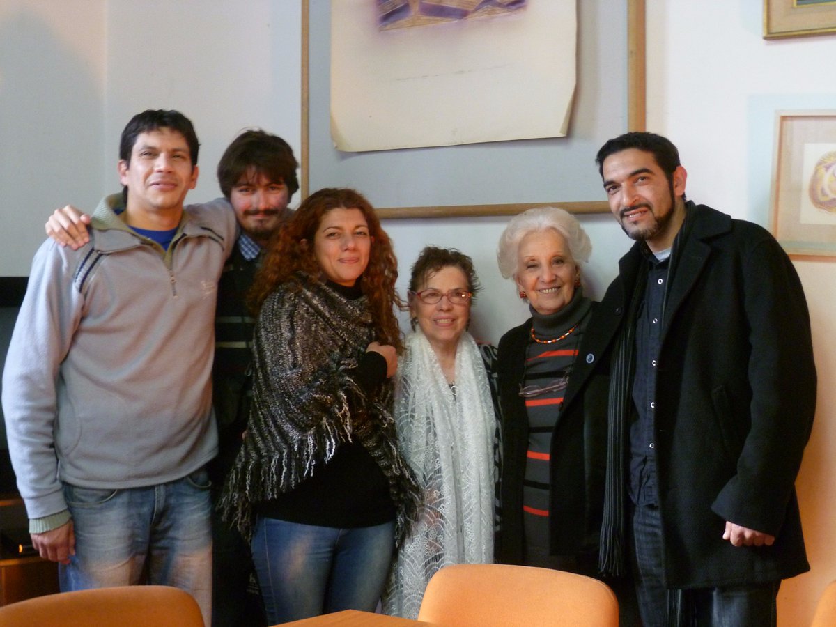 abuelasdifusion's tweet image. Convocamos a una conferencia, hoy a las 18 en Abuelas, para contar la historia del #Nieto120
abuelas.org.ar/noticia/urgent…